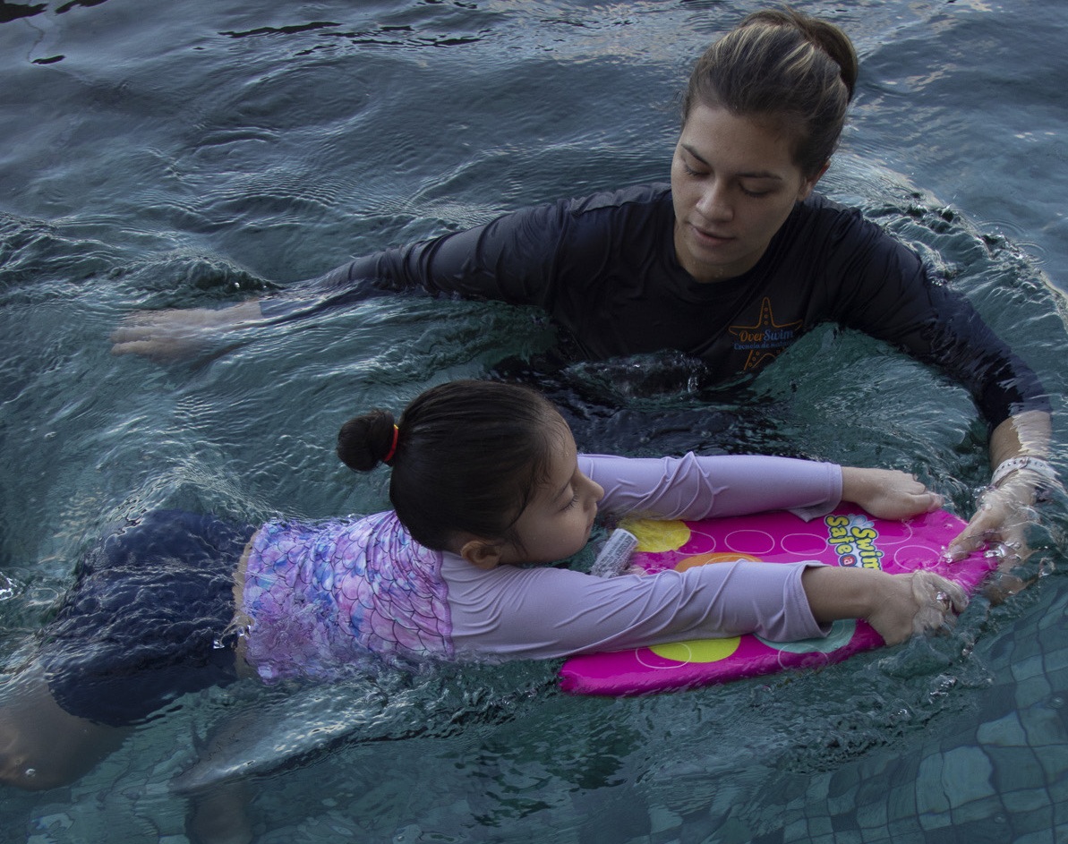 Natación para niños y adolescentes